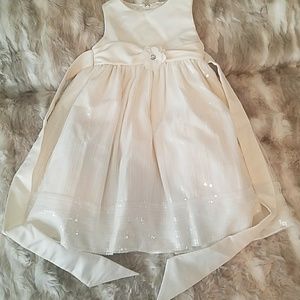 Flower girl dress